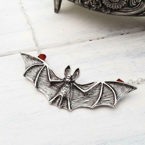 Silver Bat Gothic Pendant Vampire Necklace Red Accents - Picture 1 of 1
